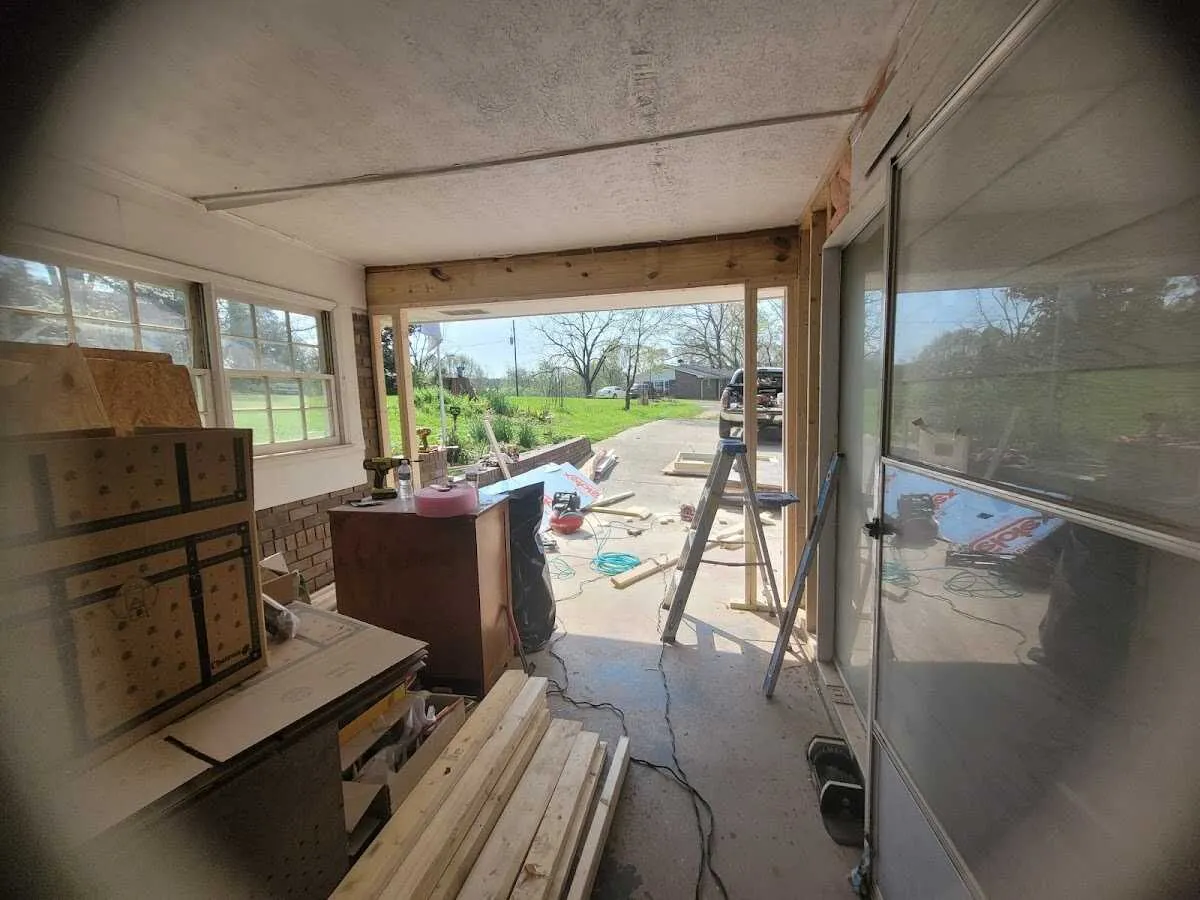 Air movers and dehumidifier for Drying & Dehumidification in Anniston